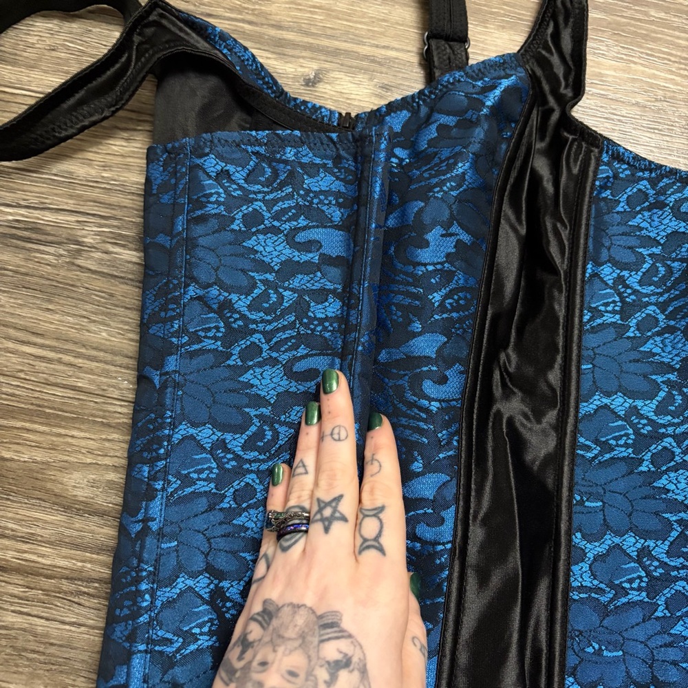 Y2K Vintage Floral Lace Renaissance Corset Bustier (Blue/Black) Size 2X/3X - Picture 4 of 7